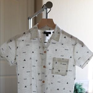 BOYS 8-10 yr. short sleeve button up